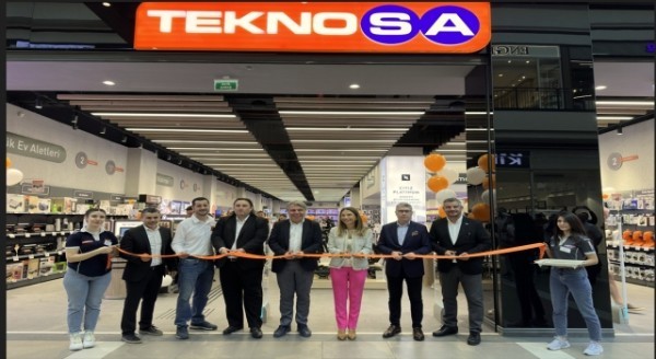 Teknosa İzmir’deki 16’ncı mağazasını açtı