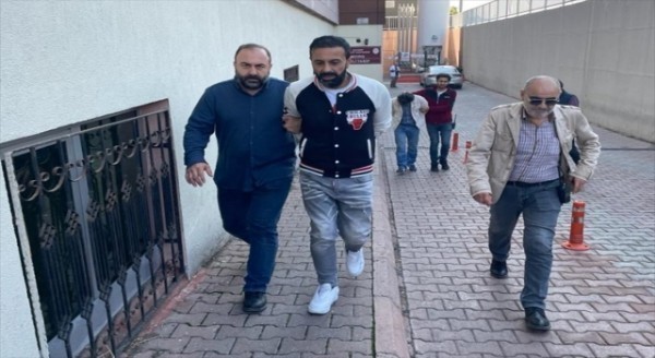 Kayseri’de bir kişi bıçakla yaralandı