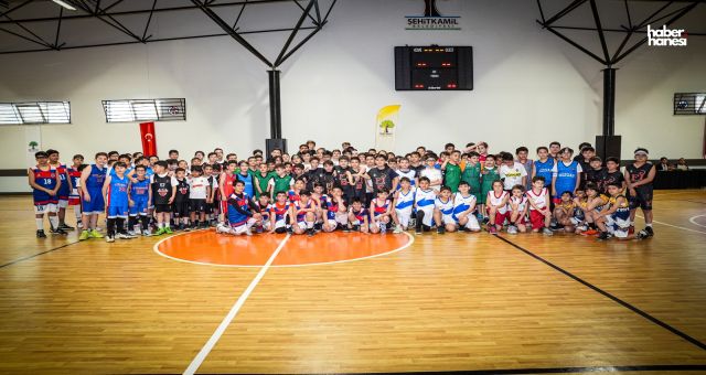 23 Nisan Bayram Coşkusu: Gaziantep'te Basketbol ve Futbol Etkinlikleri