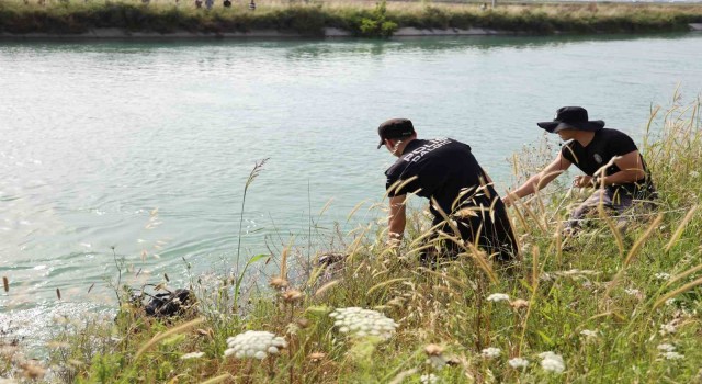 Adanada serinlemek için sulama kanalına giren genç kayboldu