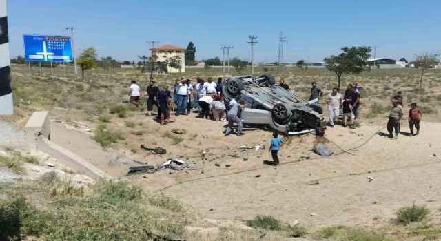 Aksarayda trafik kazası: 2si çocuk 3 yaralı