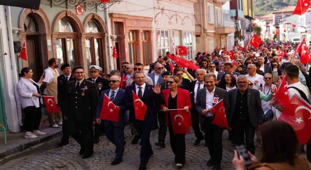 Atatürkün Ayvalıka gelişinin 90ıncı yıl dönümü kutlandı