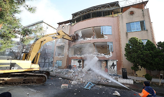 Bakırköy'de Kentsel Dönüşüm Hız Kesmeden Devam Ediyor