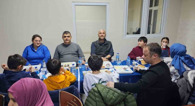 Bandırma Koyunculuk Araştırma Müdürlüğünde geleneksel iftar yemeği