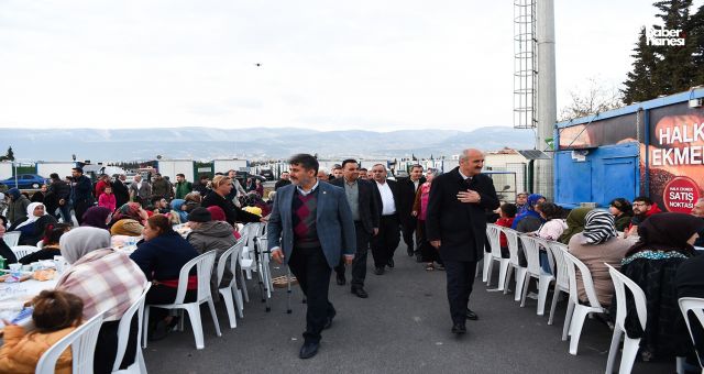 Başkan Necati Okay Konteyner Kentte Depremzedelerle İftar Yaptı!