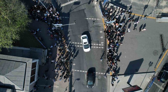 Beşiktaşta bayram yoğunluğu dron ile havadan görüntülendi