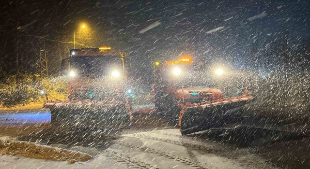 Bolu Dağında kar yağışı etkili oluyor