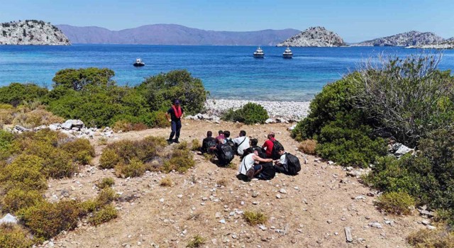 Bozburunda  karada 16 düzensiz göçmen yakalandı