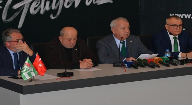 Bursaspor Divan Kurulu: “Fedakarlık istemek mecburiyetindeyiz”