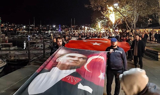 Çanakkale'de Atatürk Sevdalıları, Ata'ya Saygı İçin Yürüdü