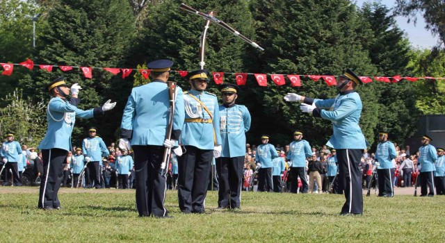 Cumhurbaşkanlığı Muhafız Alayı ve MSB Mehteran Birliği gösterisi ilgiyle izlendi