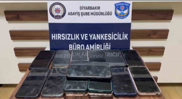 Diyarbakır Nevruzunda 22 cep telefonu çalan 5 kişi tutuklandı