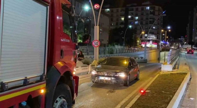 Elazığda sağanak yağışta alt geçit suyla doldu, facianın eşiğinden dönüldü