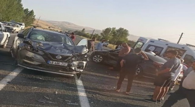 Elazığda trafik kazası: 2si ağır 8 yaralı