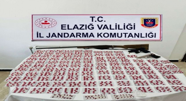 Elazığda uyuşturucu operasyonu: 2 bin 751 adet sentetik ecza hap ele geçirildi