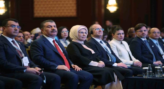 Emine Erdoğan: Şifanın arandığı en kadim kaynaklardan biri hiç şüphesiz hala keşfedilmemiş bitkiler alemidir