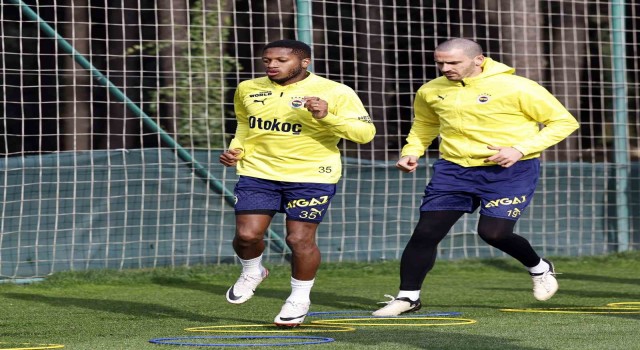 Fenerbahçe, Adana Demirspor maçı hazırlıklarını sürdürdü