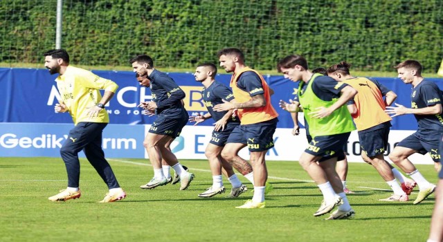 Fenerbahçe, yeni sezon hazırlıklarını Avusturyada sürdürüyor