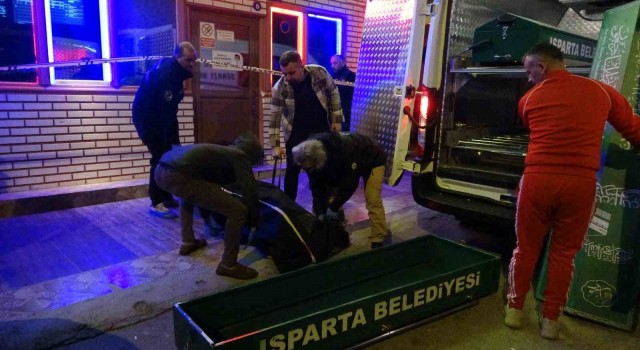 Gece kulübünde silahlı kavga: 1 ölü