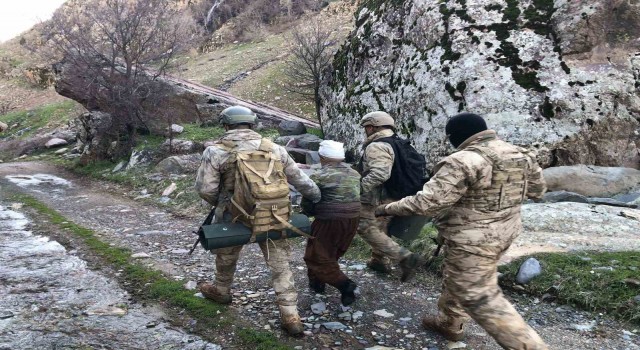 Hakkarida kasten adam öldürme suçundan 15 yıldır aranan şahıs yakalandı