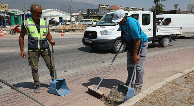 Hatay Büyükşehir Belediyesi’nden Temizlik Seferberliği