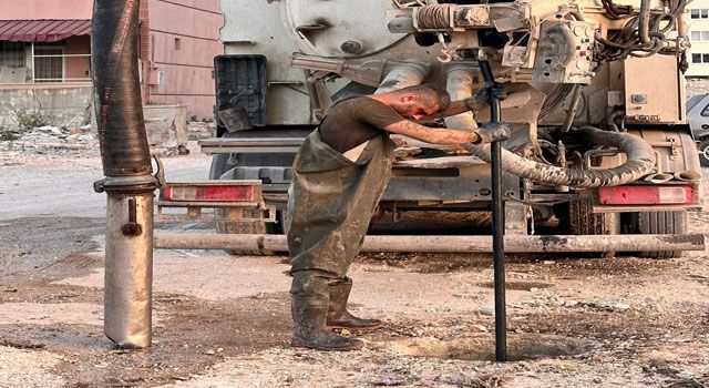 Hatay’da Altyapı Temizliği Çalışmaları Yapılıyor