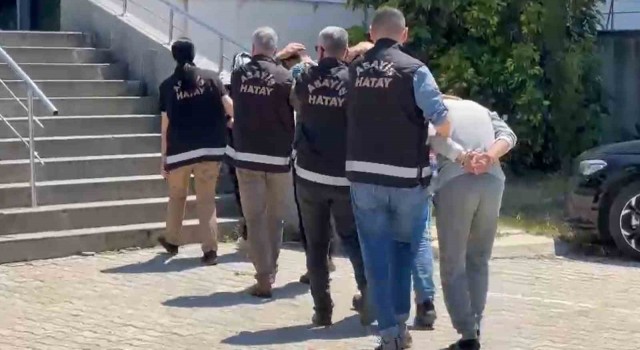 Hatayda çeşitli suçlardan aranan 2 şahıs tutuklandı