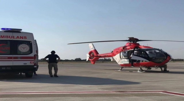 Kalp hastası bebek helikopter ambulansla Diyarbakıra sevk edildi