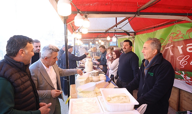 Kandýra’da Hamsi ve Yöresel Ürünler Festivali Coşkusu