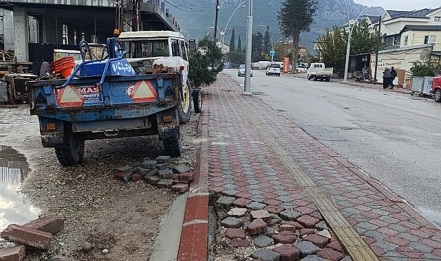 Kemer'de Altyapı Çalışmaları Hızla Devam Ediyor