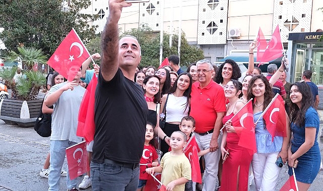 Kemer'de Zafer Bayramı coşkusu