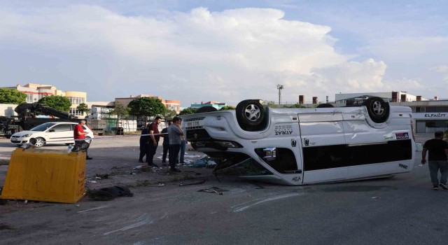 Konyada 2 servis minibüsü çarpıştı: 7 yaralı