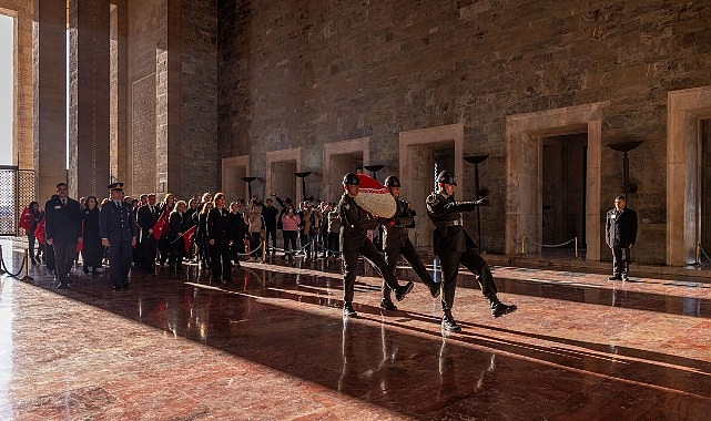 Kotonlular Atamızı anmak için Anıtkabir'deydi