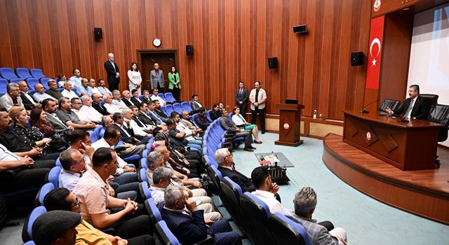 Köy ve Mahalle Muhtarlarına Hizmet İçi Eğitim Semineri Düzenlendi