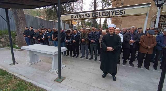 Kütahyada Hamas liderinin oğulları ve torunları için gıyabi cenaze namazı kılındı