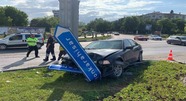 Kütahyada trafik kazası: 2 yaralı