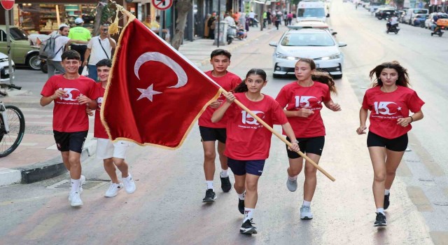 Manisada ‘15 Temmuz Sancak Koşusu büyük bir coşkuyla gerçekleştirildi