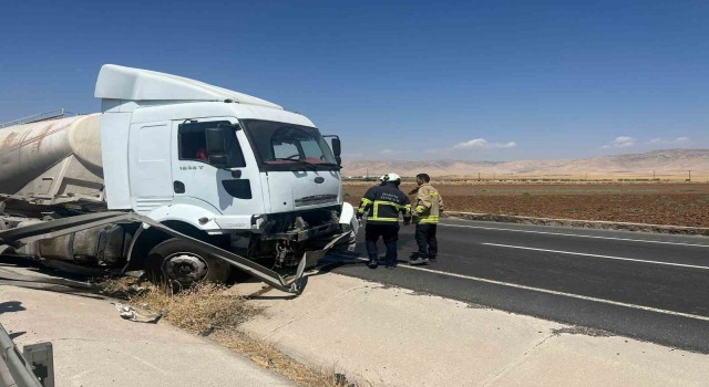 Mardinde beton mikseri kaza yaptı