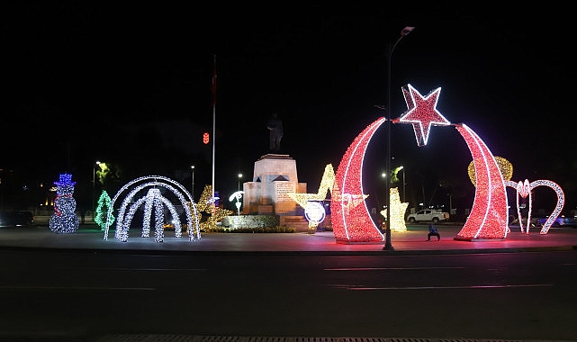 Muğla’da Yılbaşı Süslemeleri Coşku Yarattı