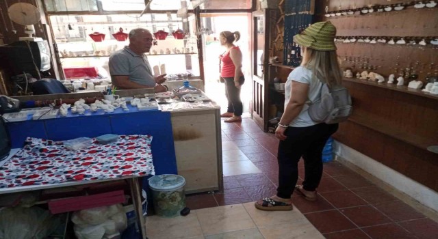 Odunpazarı esnafının bayramda beklediği yoğunluk oluşmadı