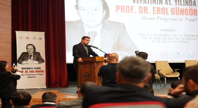 Prof. Dr. Erol Güngör vefatının 41. yılında Düzcede anıldı