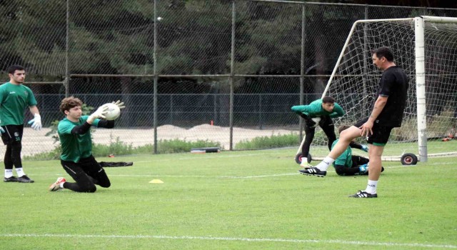 Sakaryaspor yeni sezon hazırlıklarına U19 takımıyla başladı