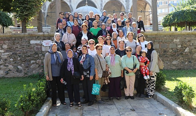 Salihli'den Gelen Kadınlar Manisa'yı Adım Adım Gezdi