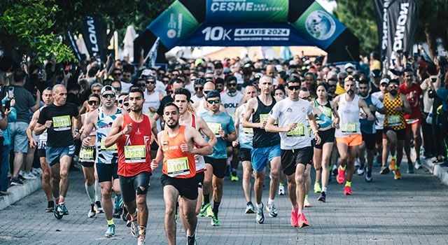 Salomon Çeşme Yarı Maratonu koşuldu