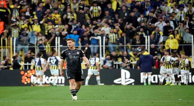 Semih Kılıçsoya, Fenerbahçe tribünlerinden alkış