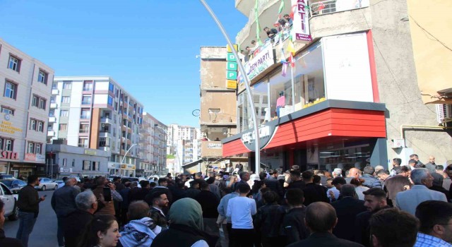 Şırnakta izinsiz yürüyüşe polis müdahalesi: 11 gözaltı