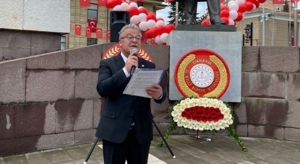 Taşel  aday adaylığı düşüncesi olduğunu belirtti