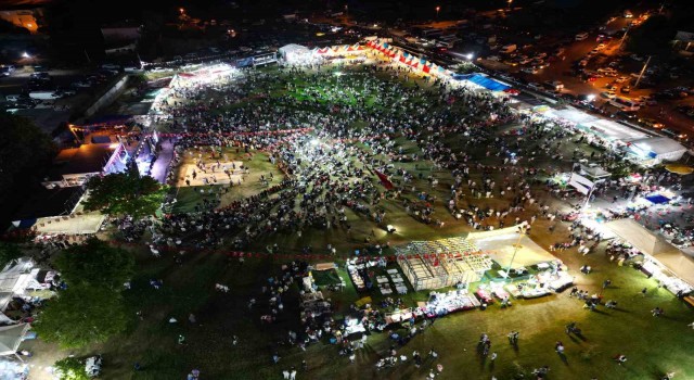 Tekirdağda 20. Geleneksel Yayla Şenlikleri başladı: Yüzlerce kişilik horon böyle görüntülendi