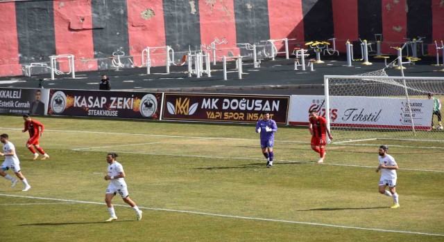 TFF 2. Lig: Vanspor FK: 3 - Yeni Mersin İdmanyurdu: 0