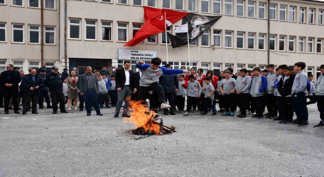 Tomarzada Nevruz coşku ile kutlandı